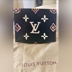 Louis Vuitton Black Toiletry Pouch Wild at Heart Monogram Giant 26